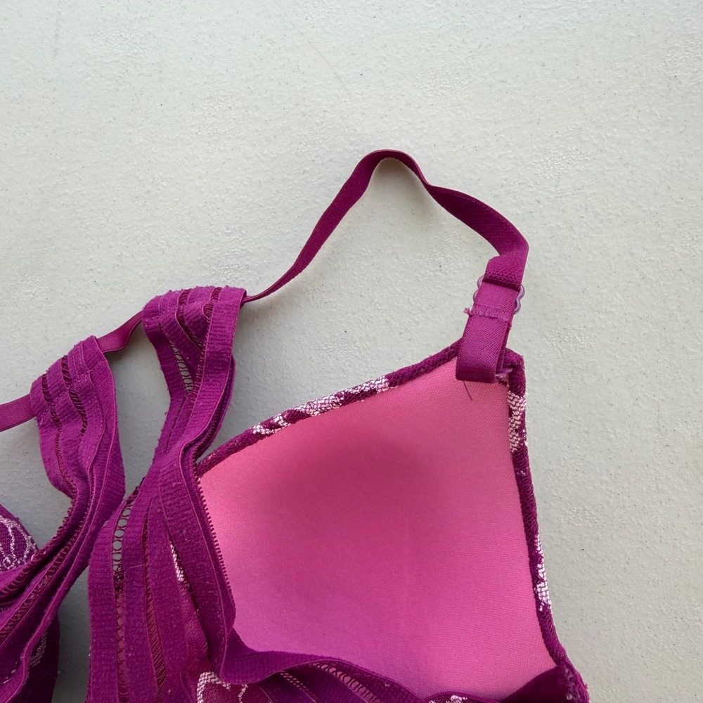 Victoria's Secret PINK 32D Purple & Pink Floral Lace Lightly Lined Racerback Bra - Picture 12 of 16
